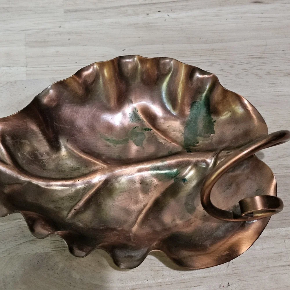 Vintage Gregorian Solid Copper Leaf Dish 6.5
